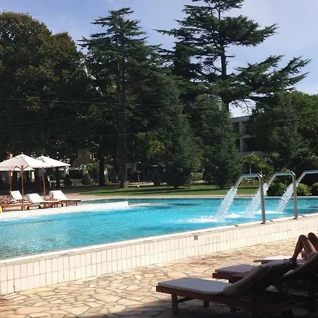 Apartamento Apartman U Vili Blizu Mora